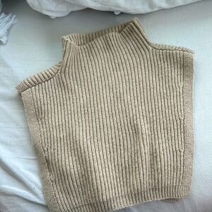 Sleeveless ribbed vest